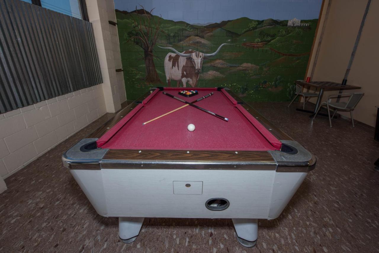 Travelers World Rv Resort San Antonio Eksteriør billede